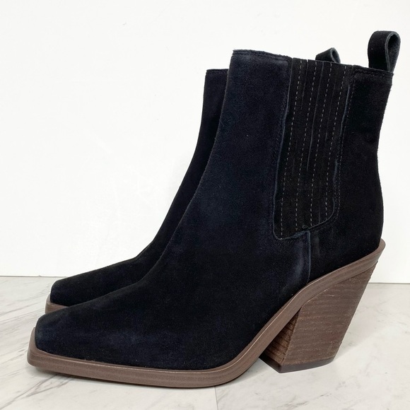 Vince Camuto Ackella Black Suede Square Toe Bootie 7 1/2 M - Picture 1 of 15